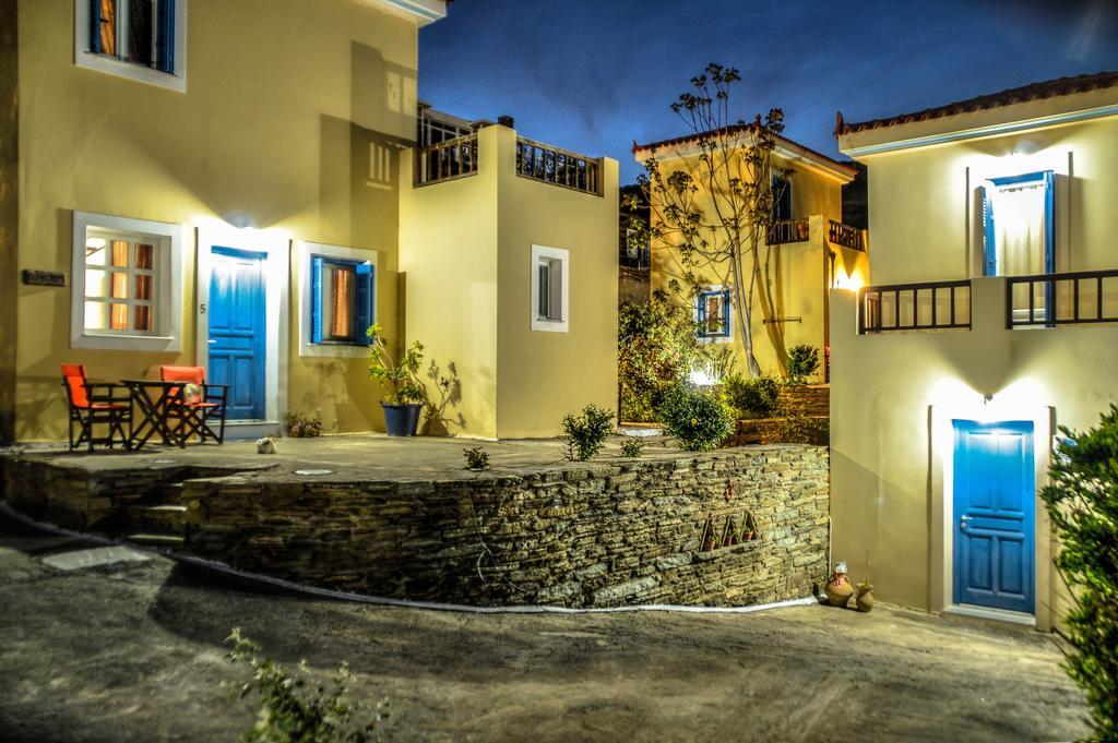 Mainades Maisonettes & Studios Ménites 외부 사진